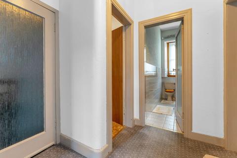 13 Ryehill Place, Edinburgh, EH6 8EP
