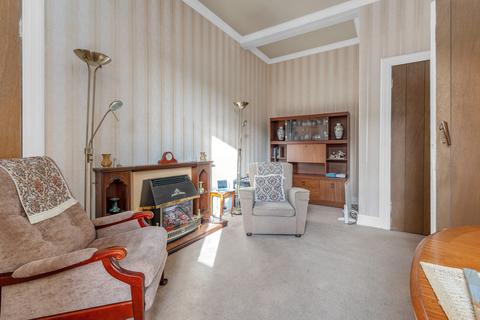 13 Ryehill Place, Edinburgh, EH6 8EP