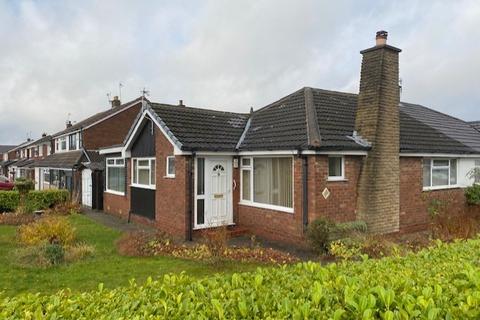 2 bedroom semi-detached bungalow for sale - Salisbury Crescent, Ashton-under-Lyne
