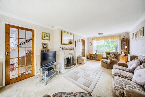 3 bedroom end of terrace house for sale, Ratcliffe Road, Solihull, B91 2JA