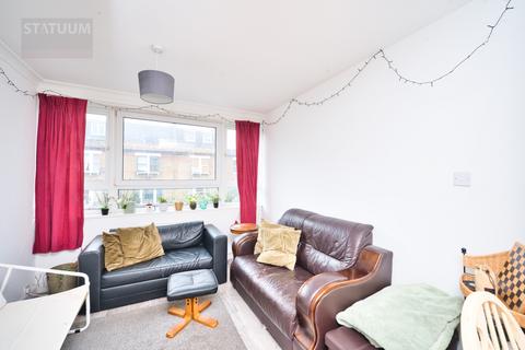 4 bedroom maisonette to rent, Roman Road, Bethnal Green, London, E2