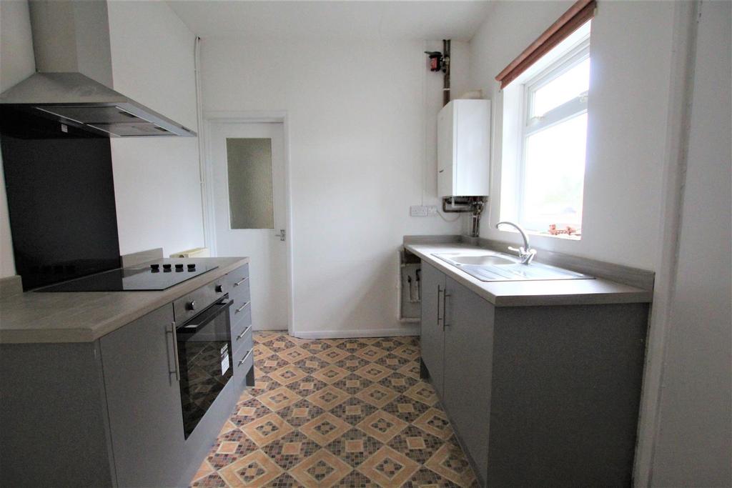 Lilley Terrace, Irthlingborough, Wellingborough 3 bed terraced house to