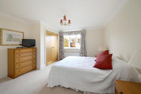 2 bedroom apartment for sale - Warwick Road, Beaconsfield, HP9