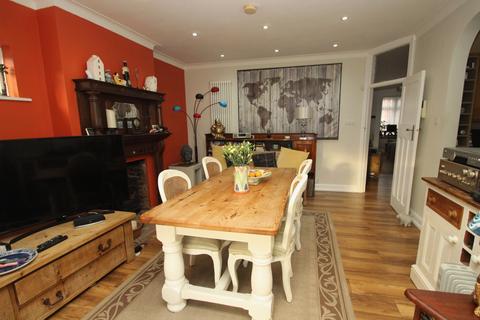 72 Felstead Road, Orpington, BR6 9AE