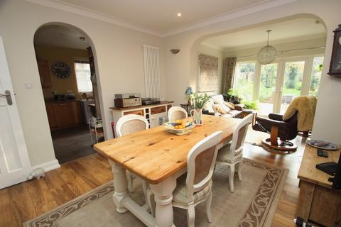 72 Felstead Road, Orpington, BR6 9AE