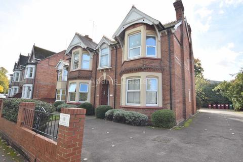 Studio for sale, Wokingham Road, Reading,