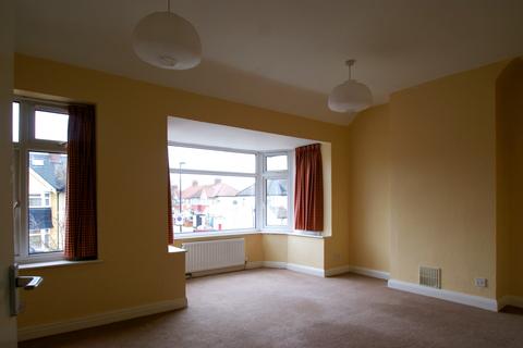 28 Bideford Avenue, Perivale, Greenford, UB6 8DF