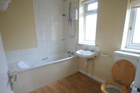 28 Bideford Avenue, Perivale, Greenford, UB6 8DF