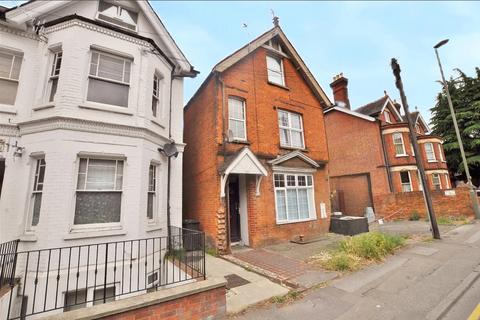 1 bedroom apartment to rent, York Road, Guildford, Surrey, GU1