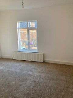2 bedroom terraced house to rent - Orchard Road, Finedon, Northamptonshire, NN9