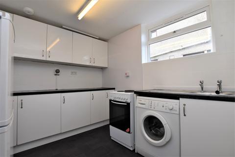 3 bedroom semi-detached house to rent - Rosslyn Road, Bearsden, Glasgow, G61 4DN