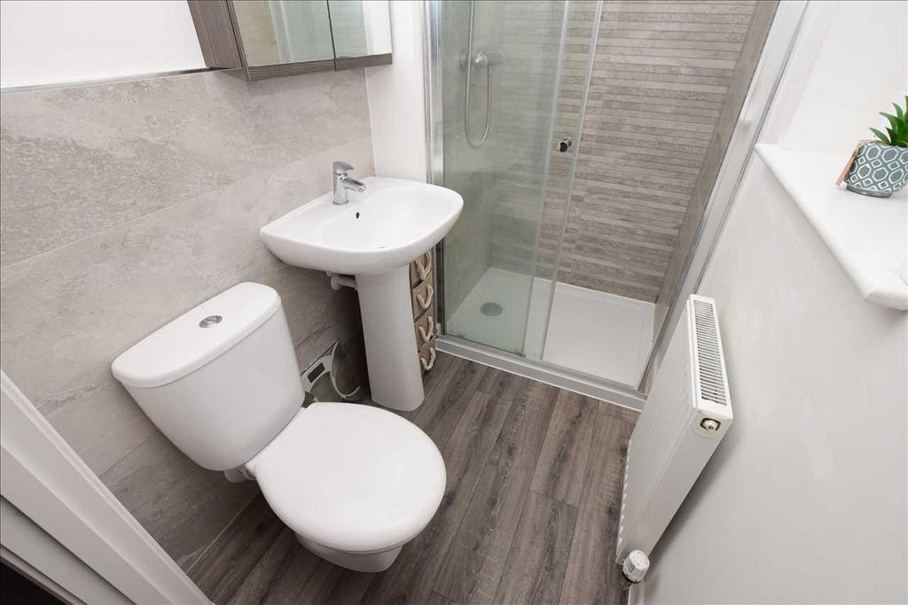 Ensuite