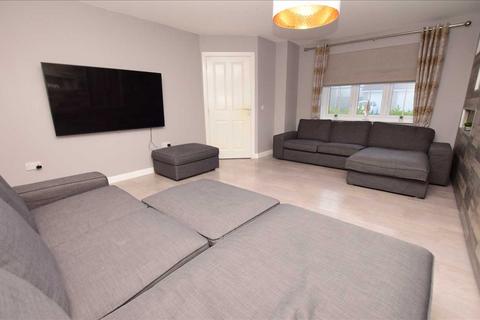 24 Holstein Avenue, Hamilton, ML3 8SE