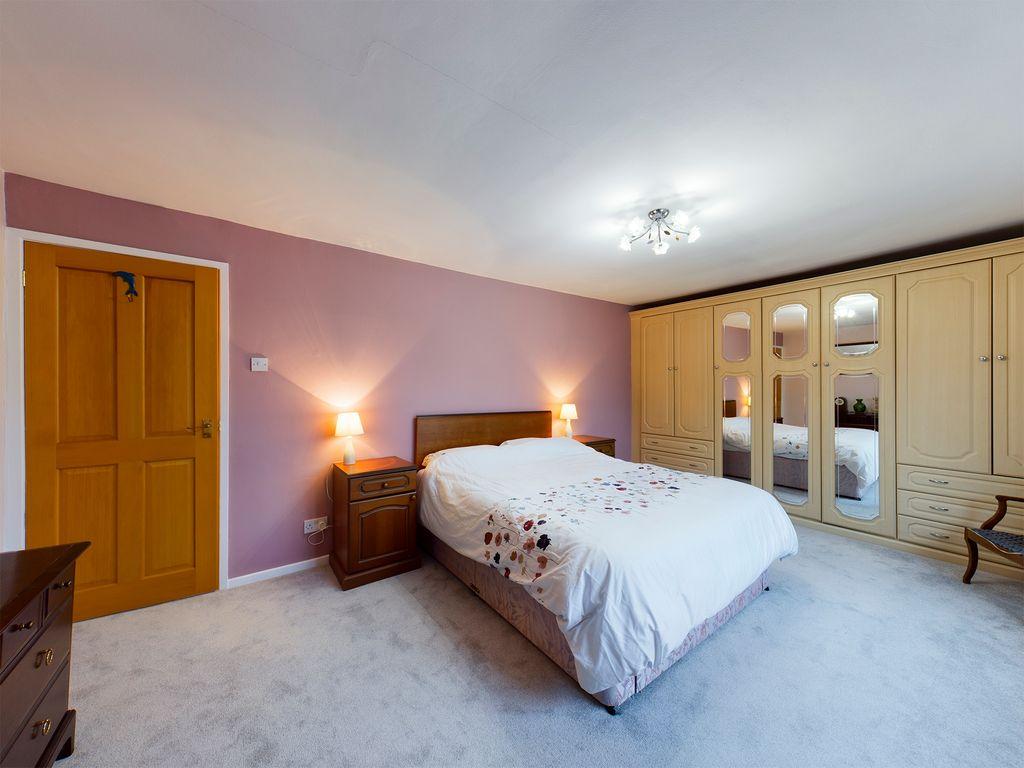 Bedroom 2 (Double)