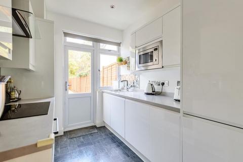 14 Ferndale, Bromley, BR1 2RX