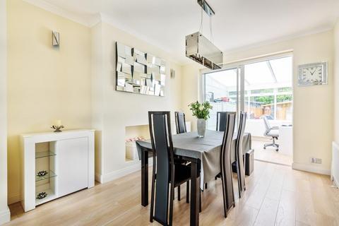 14 Ferndale, Bromley, BR1 2RX