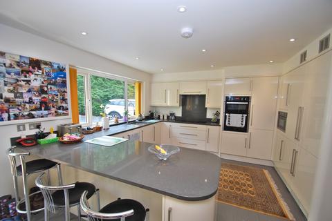 3 bedroom detached house for sale, Potkiln Lane, Jordans, Beaconsfield, HP9