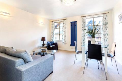 1 bedroom flat for sale, Queen Elizabeth Street, London, SE1