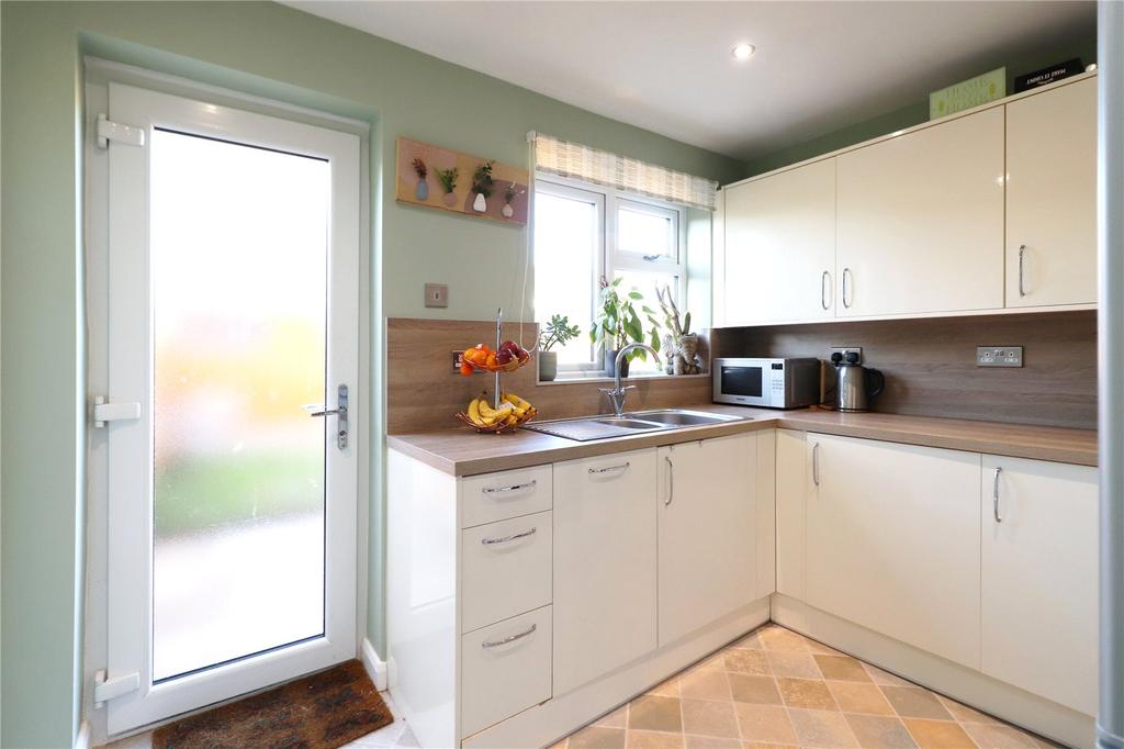 Kitchen Reverse