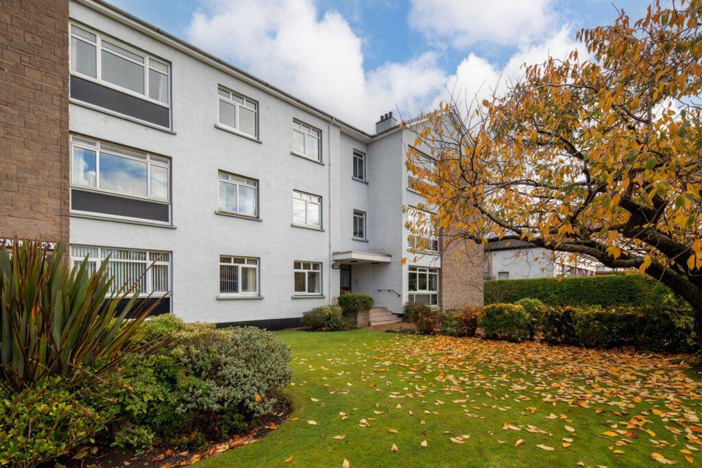Kennedy Court, Fenwick Road, Giffnock 2 bed apartment £295,000