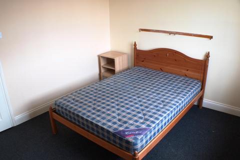 3 bedroom terraced house to rent - Sevenoaks Drive, Sunderland, Tyne and Wear, SR4