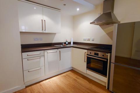 2 bedroom flat to rent, Calais House, 30 Calais Hill, Leicester, LE1 6A