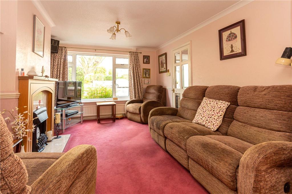 Bridgewater Road, Berkhamsted... 4 bed semidetached house £600,000