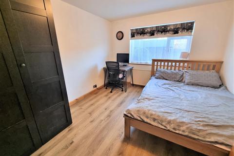 7 Marriott Close, Feltham, TW14 9PZ