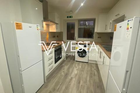 6 bedroom terraced house to rent, Mitchell Avenue, Coventry