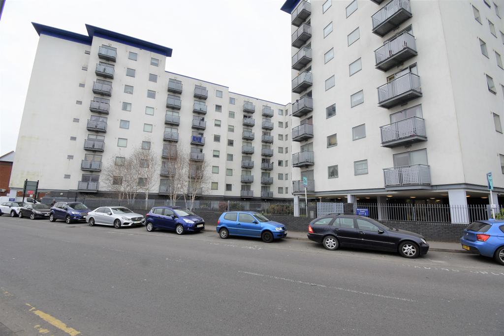 Baroque Court, Hounslow, TW3 1 QQ