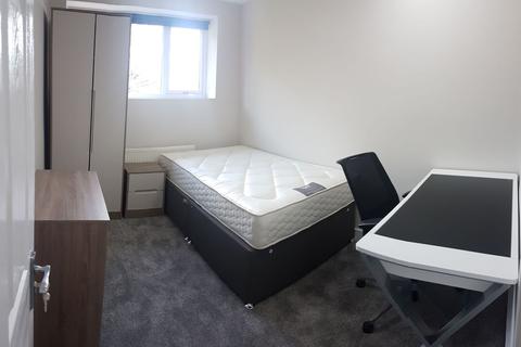 4 bedroom flat to rent - Egerton Road, Manchester M14 6YB
