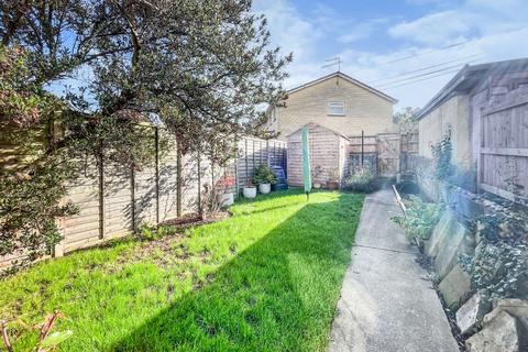 9 Argyle Terrace, Bath, BA2 3DB