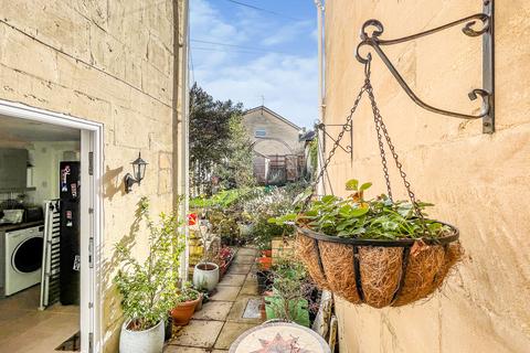 9 Argyle Terrace, Bath, BA2 3DB