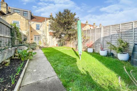 9 Argyle Terrace, Bath, BA2 3DB