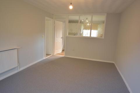 2 bedroom flat to rent, Shaw Gardens, Stafford, ST17