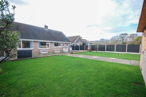 2 bedroom bungalow for sale - Mayfield Drive , Cleadon