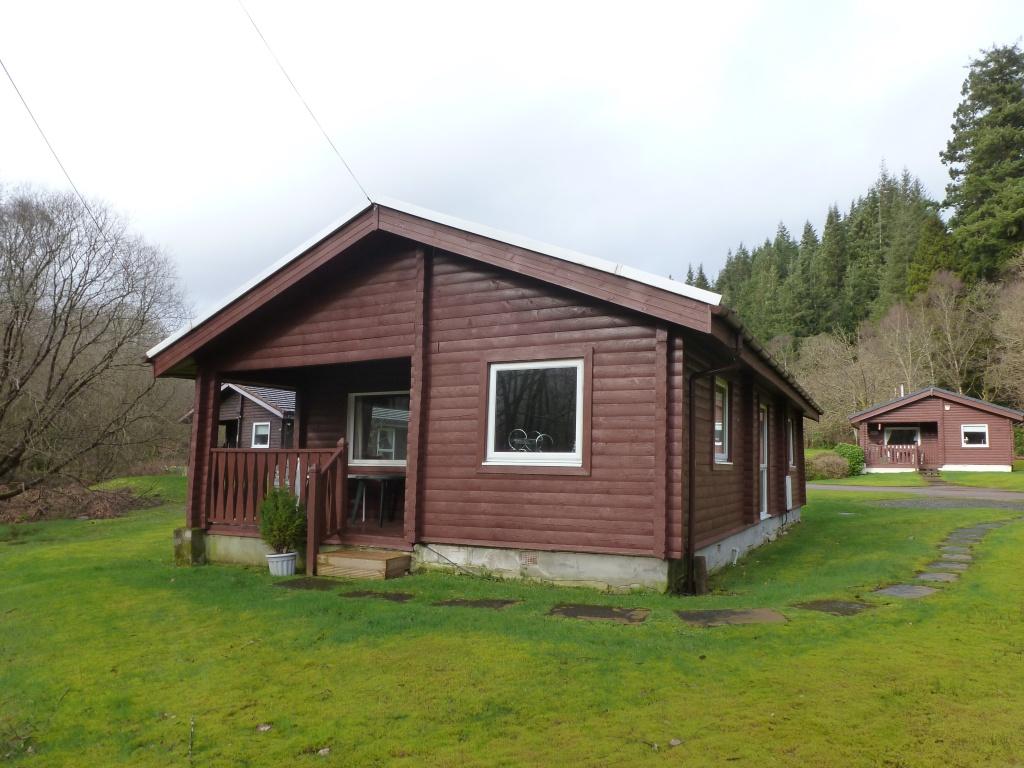 2 Lamont Lodges Kilmun, Dunoon, PA23 8QT 3 bed chalet for sale £115,000
