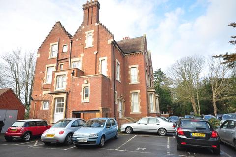 2 bedroom apartment to rent - New Dover Road Canterbury CT1