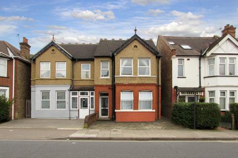 4 bedroom semi-detached house for sale - Locket Road, Harrow Wealdstone, HA3 7NE