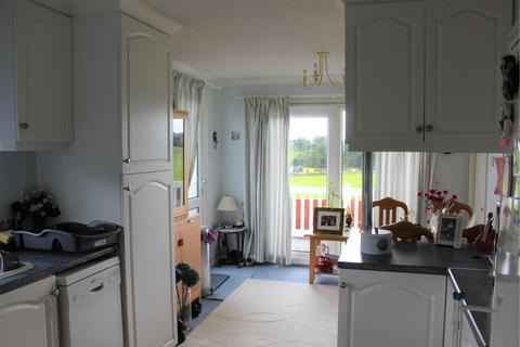 3 bedroom retirement property for sale - 46 Courthill Park, Auldgirth, DUMFRIES, DG2 0RR