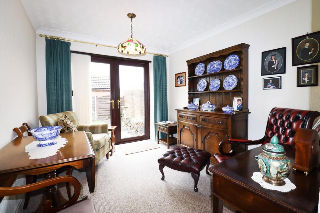 Saxon Court, Bottesford, DN16 3 bed detached bungalow for sale £220,000
