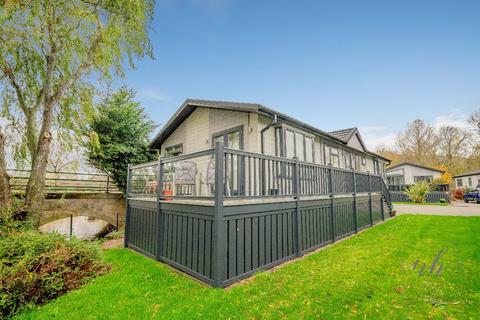 2 bedroom bungalow for sale, Welford Chase, Binton Road, Welford on Avon, Stratford-upon-Avon
