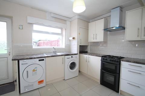 2 bedroom terraced house to rent - Cordelia Road, Stanwell, Staines-Upon-Thames, Middlesex, TW19