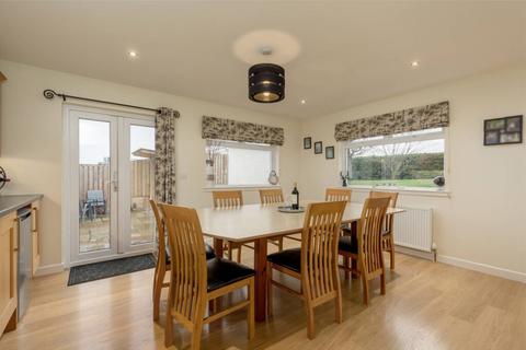 5 bedroom detached bungalow for sale - 15 Linn Mill, South Queensferry, EH30 9ST