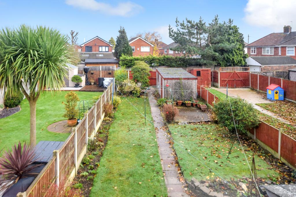 Moorfield Road, Widnes 3 bed semidetached house £170,000