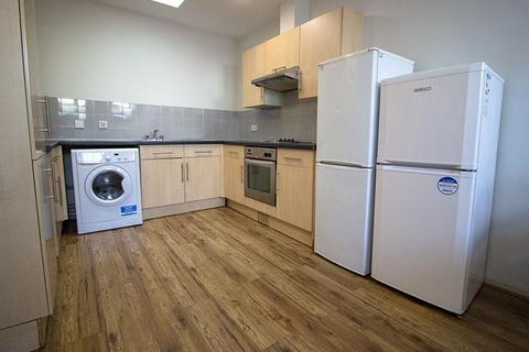 6 bedroom flat to rent, 156c, Mansfield Road, NOTTINGHAM NG1 3HW