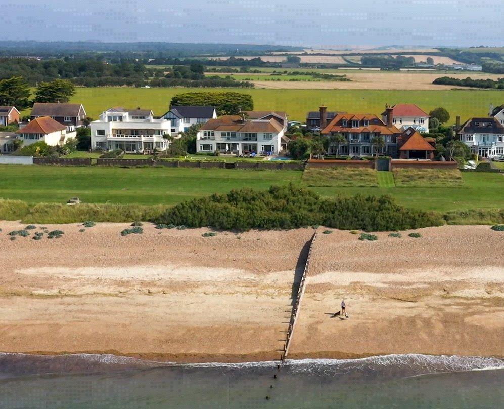 Coastal Road, East Preston, Littlehampton, West Sussex, BN16 5 bed