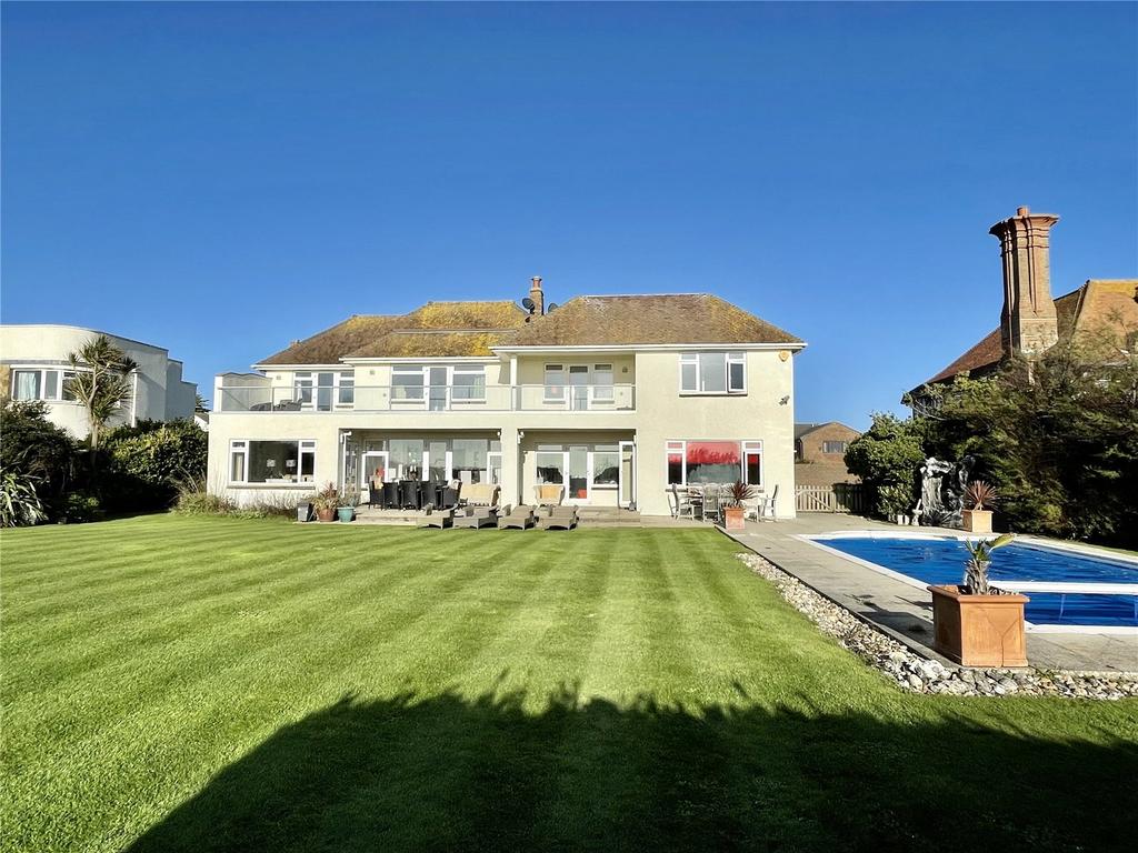 Coastal Road, East Preston, Littlehampton, West Sussex, BN16 5 bed
