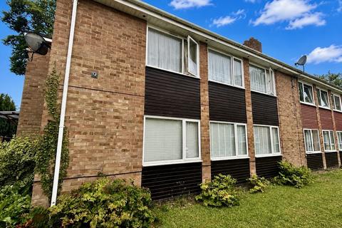 2 bedroom maisonette to rent, CHARNWOOD CLOSE, SO53