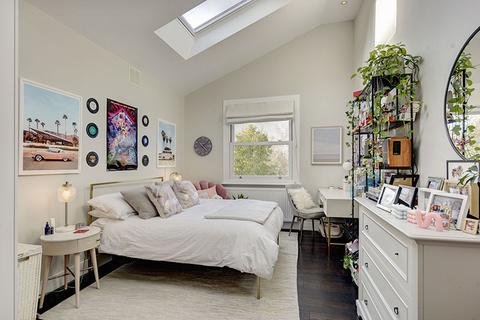 39 Sarre Road, London, NW2 3SN
